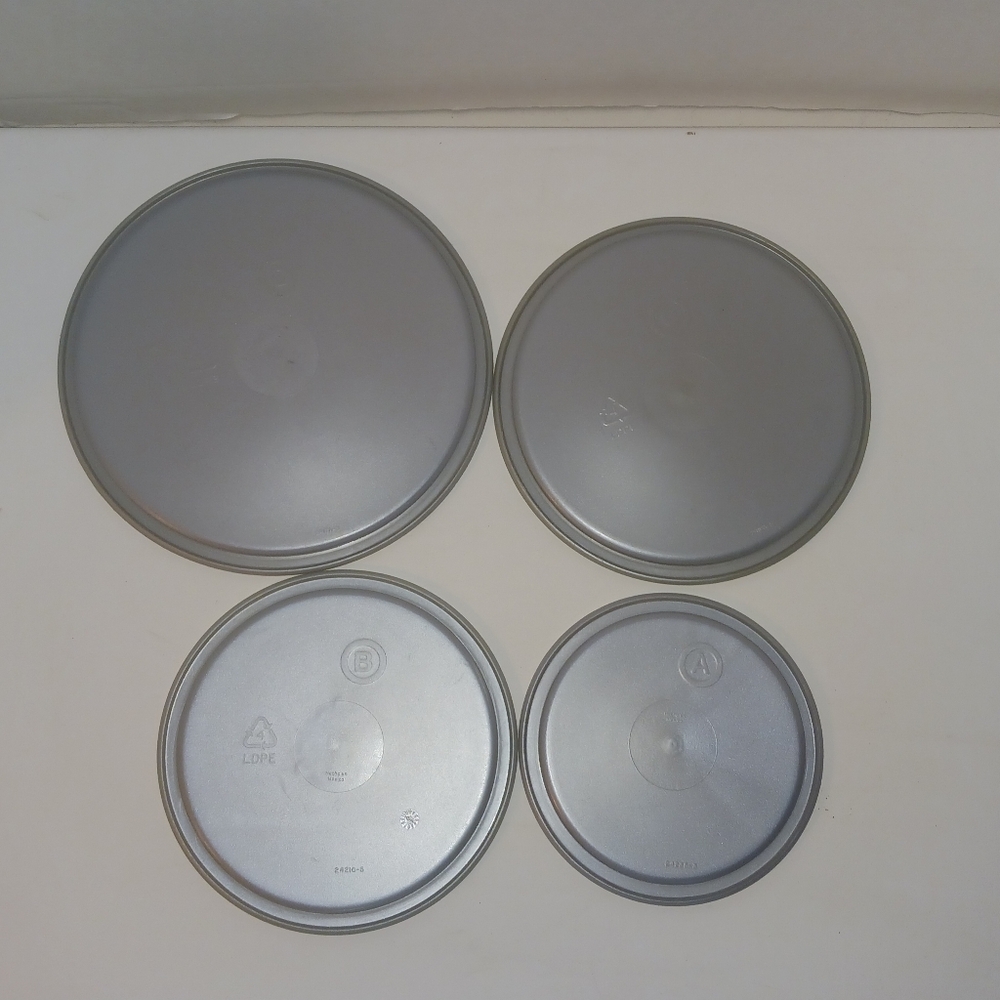 Tuppereare One Touch Canister Set - White/Gray - Vintage - Picture 5 of 10